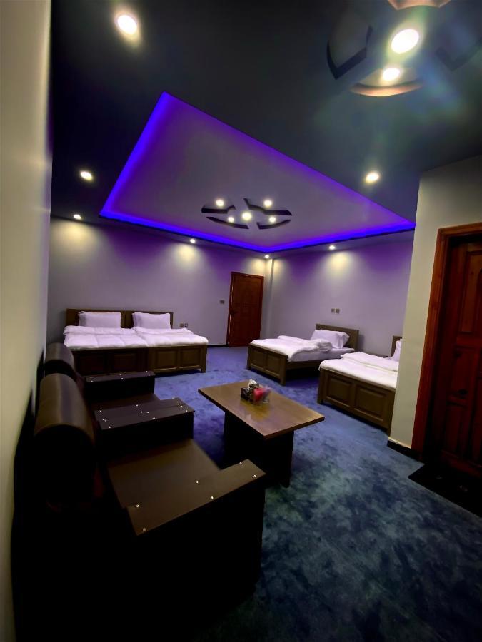 River Garden Hotel And Resort Naran Eksteriør bilde