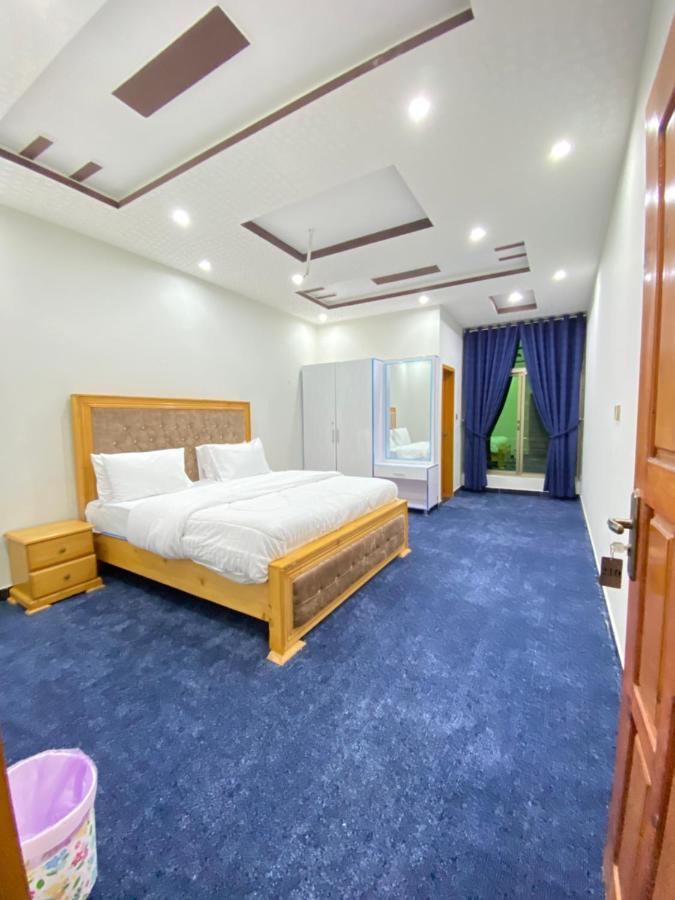 River Garden Hotel And Resort Naran Eksteriør bilde