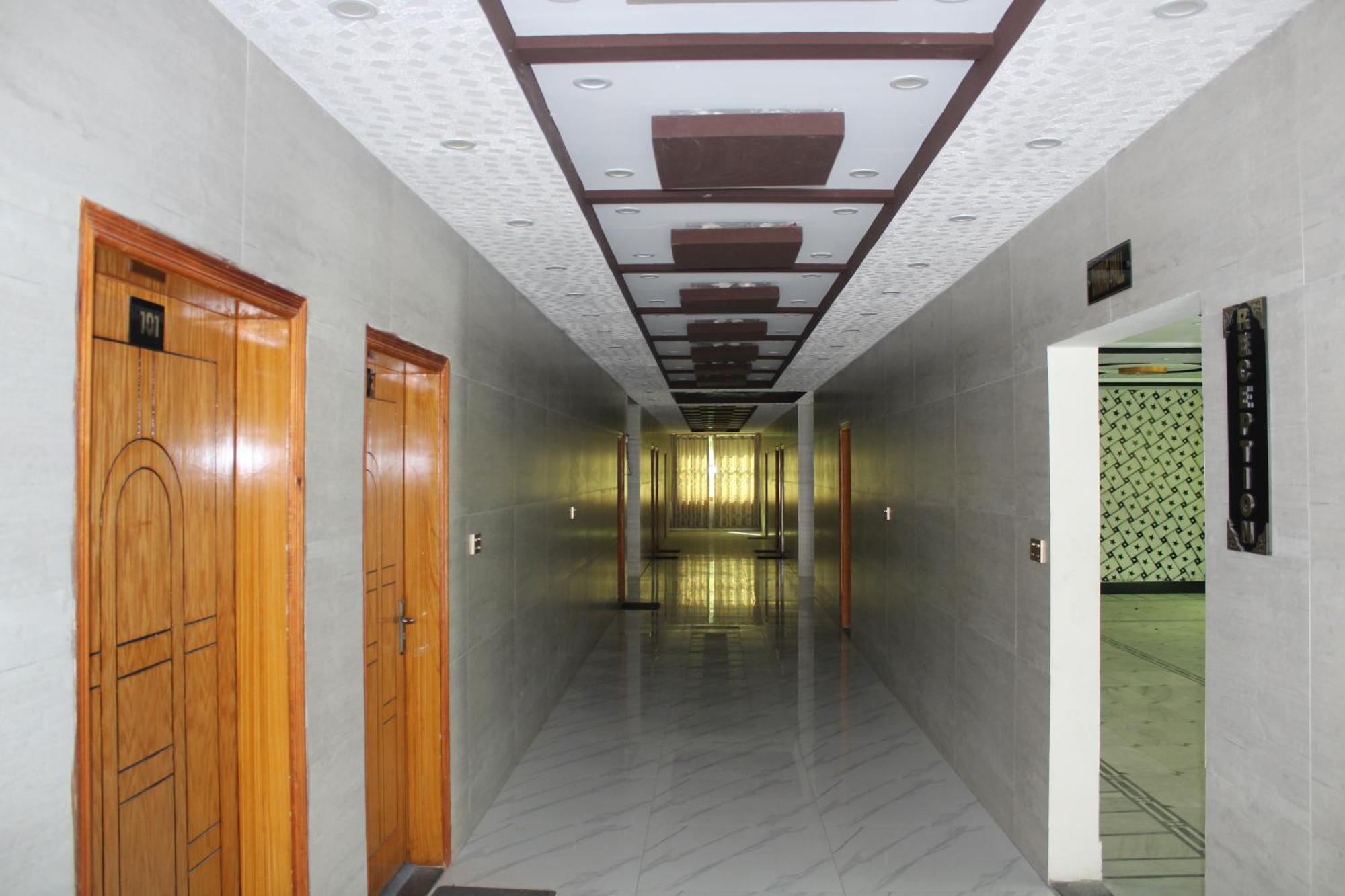 River Garden Hotel And Resort Naran Eksteriør bilde